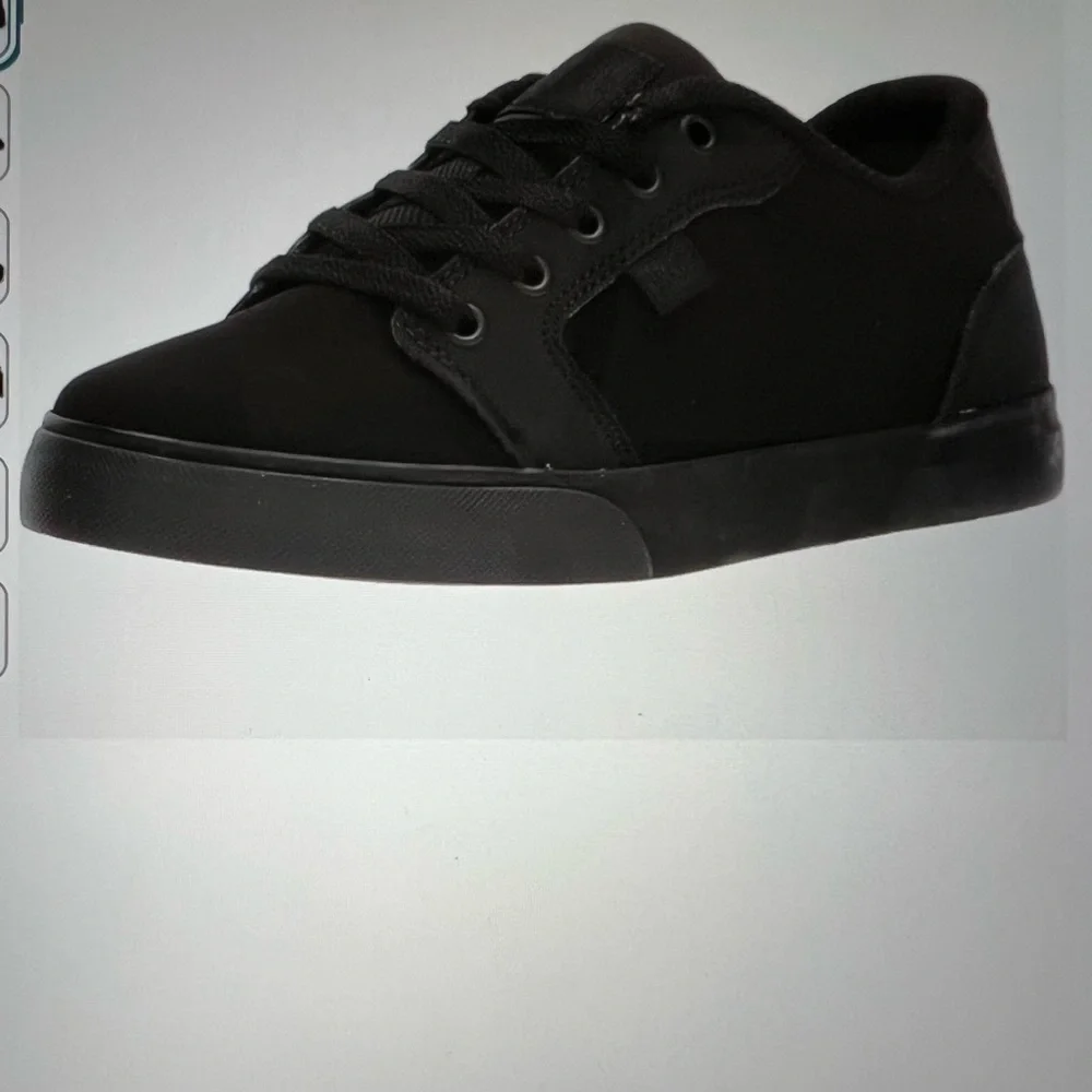DC BLACK LEATHER SKATEBOARD‎ SHOE SNEAKERS YOUTH ANVIL
